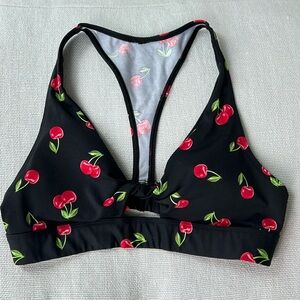 ⭐️ Victoria’s Secret PINK Black Cherry sports bra